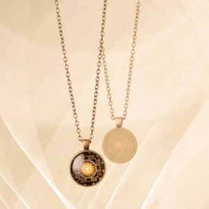 Alternative view of SriYantra – náhrdelník pro přitahování hojnosti a pozitivní energie